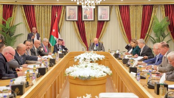 مالية الأعيان تبحث استراتيجيات وزارتي المياه والشباب