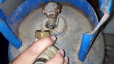 وفاة 3 أشخاص وإصابة آخر إثر حادث تسرب غاز في عمان